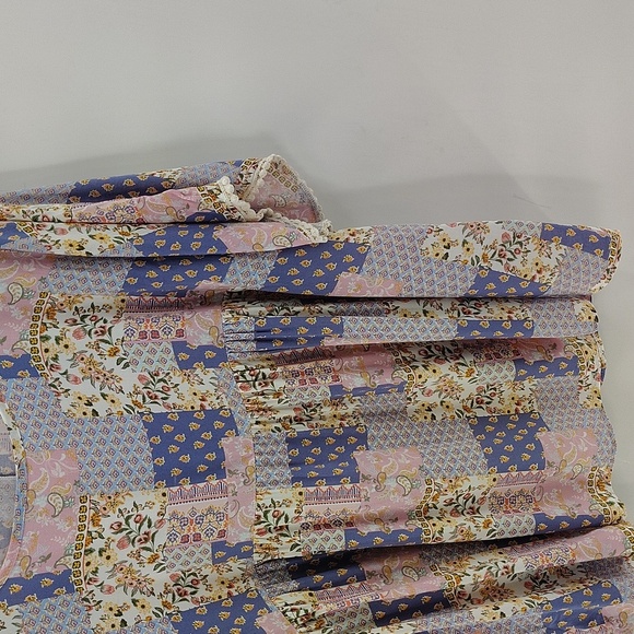 Haptics By Holly Harper Babydoll Top Size 1X Blue Pink Flowy Pullover Blouse - Picture 3 of 6